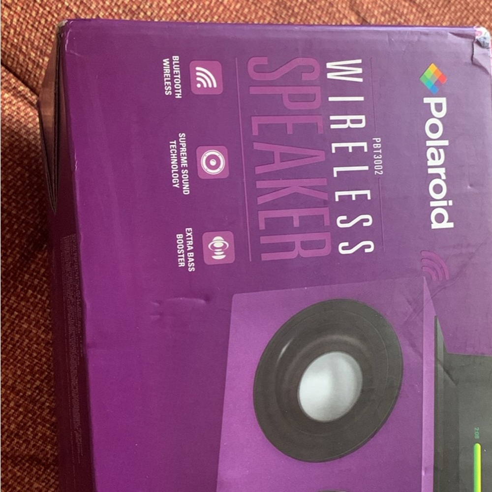 Polaroid Purple Portable Speaker with Wireless Connectivity